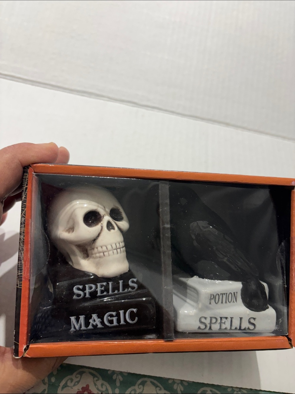Skull & Raven Potion Spells Decorative Set - Black & White salt and pepper shake